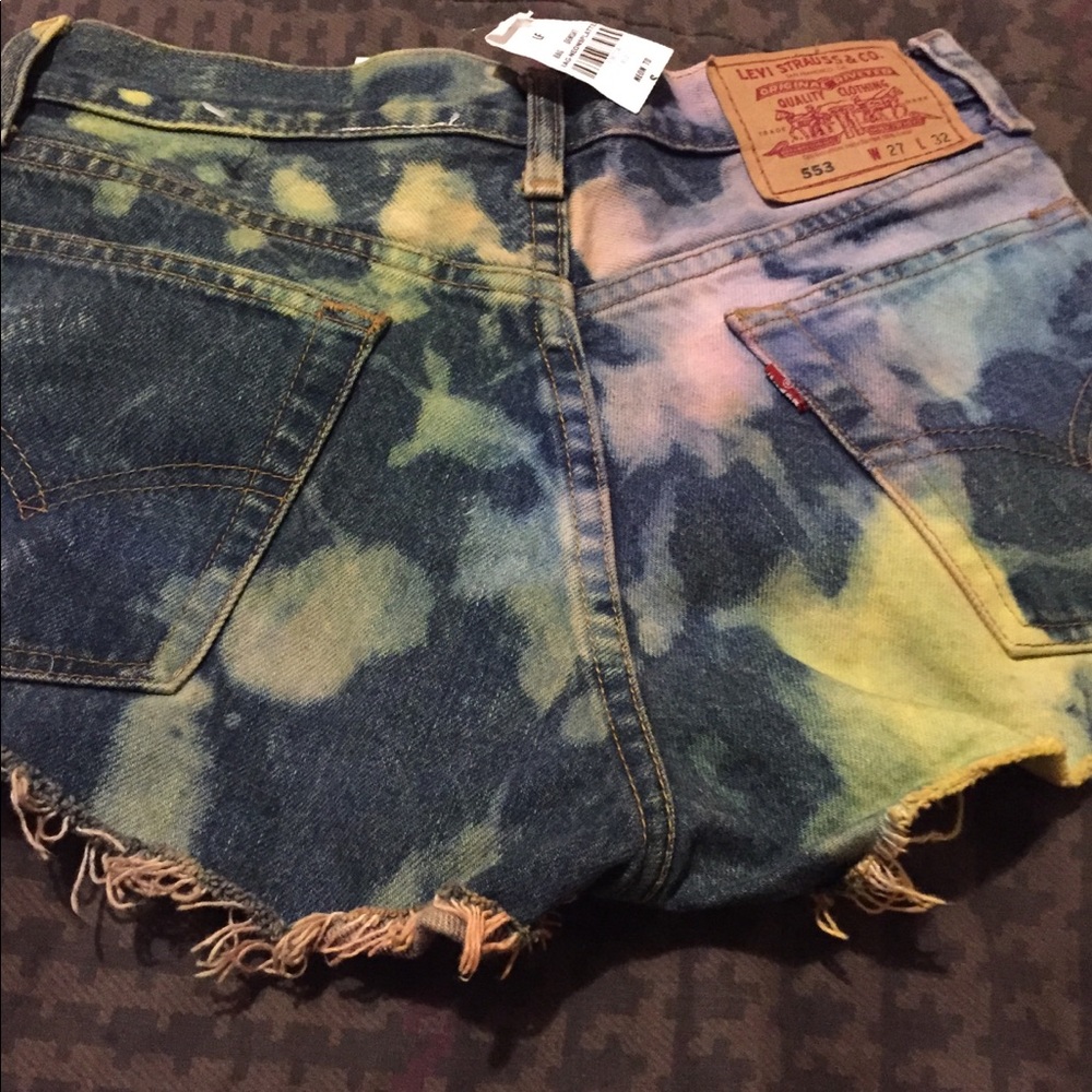 Shorts - Picture 4 of 5